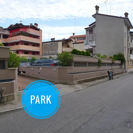 Da Silvia Attico Nel Cuore Di Con Posto Auto Apartment